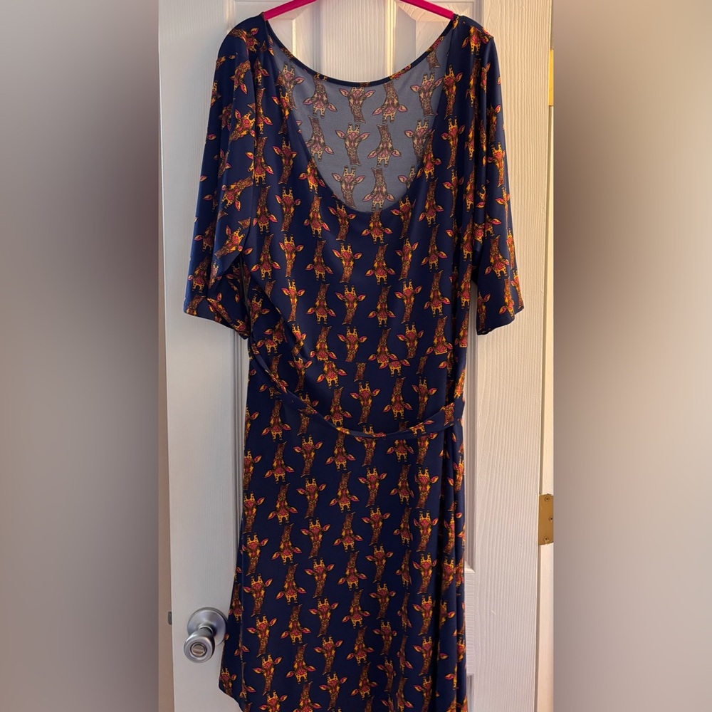 Leota 3X Giraffe Print Scoop Back Belted Dress - Picture 4 of 5